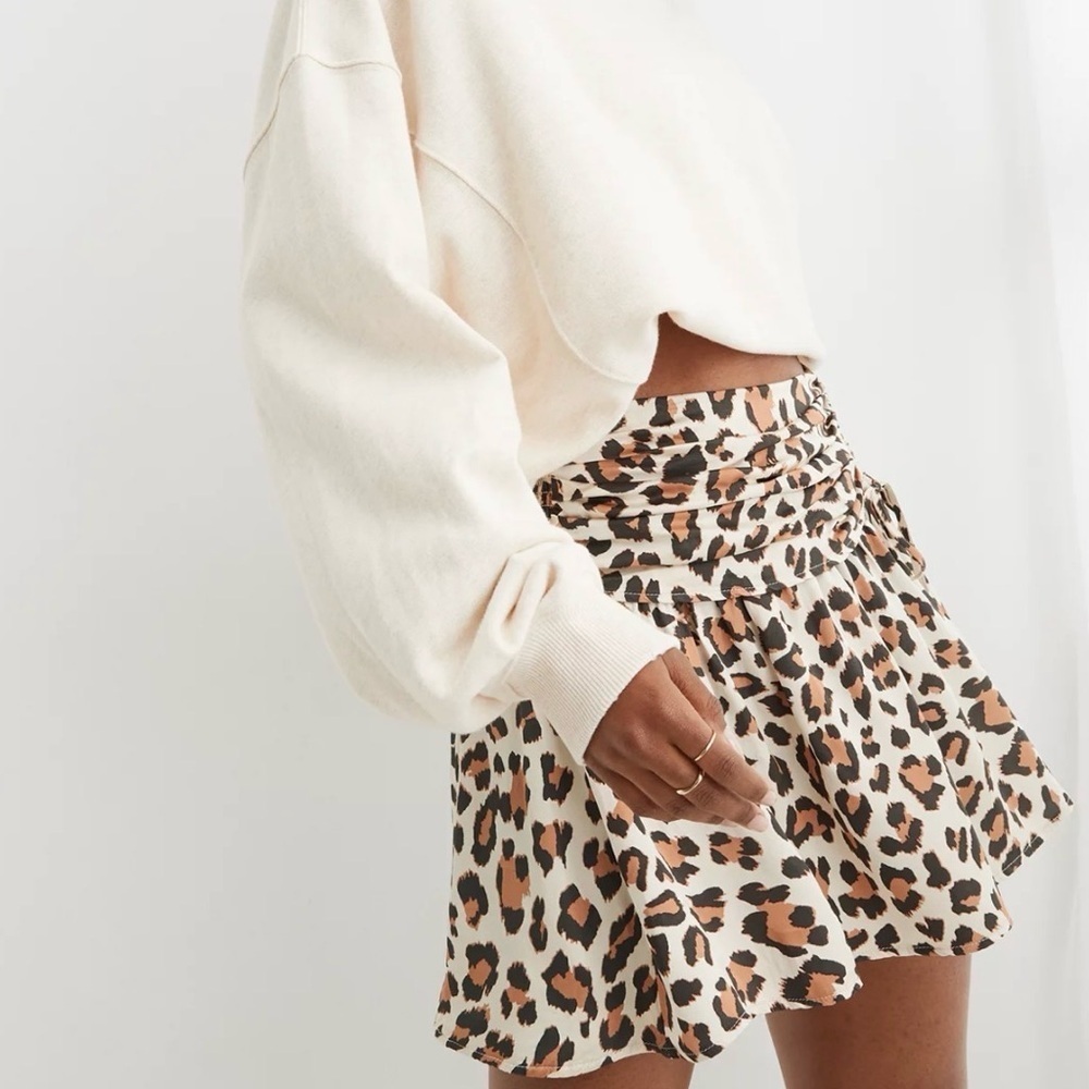 Aerie Leopard Print Mini Skirt Silky Feel Smocked Waist Tie Front Women’s Size S